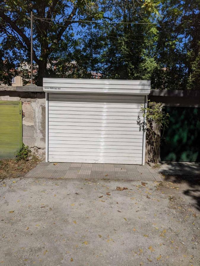 Midtown Place Apartment Doris 1 With Garage Plovdiv Kültér fotó